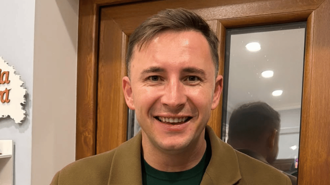 Achiziție pe final de an! Emilian Crețu și-a mai cumpărat o locuință: „Casa Ninei! Acum ai zestre”